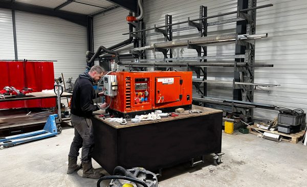 SAV service apres vente atelier reparation depannage machine maintenance pieces de rechanges equipe groupe electrogene web